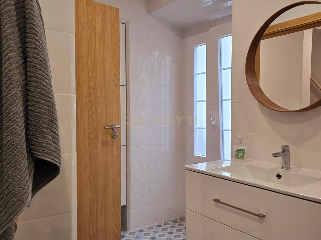 Moradia T6 Duplex no Centro Histórico de Évora – Ideal para Alojamento Local ou Arrendamento Estudantil - Image 14