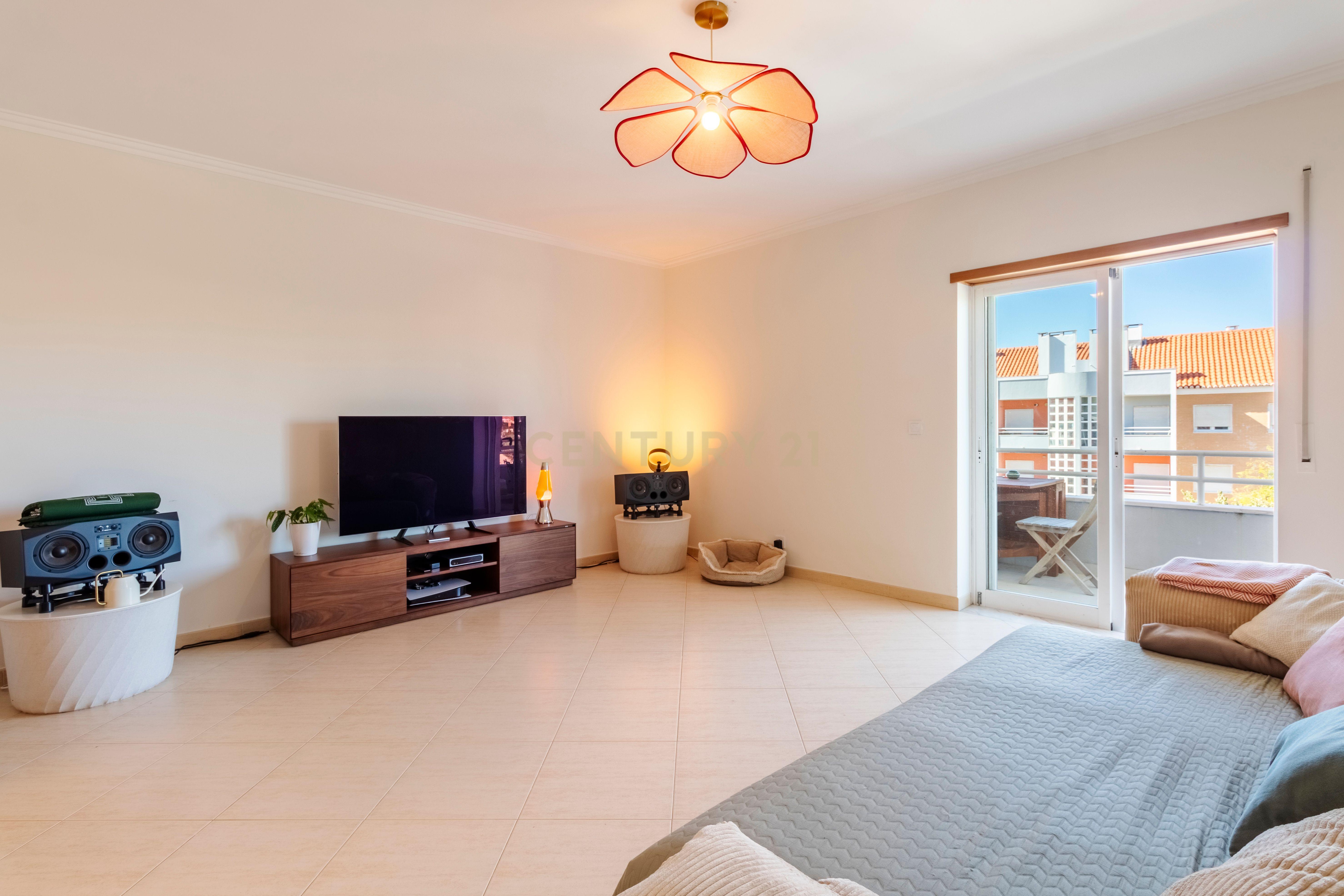 Apartamento T3 à venda em Charneca de Caparica e Sobreda, Almada — foto 2