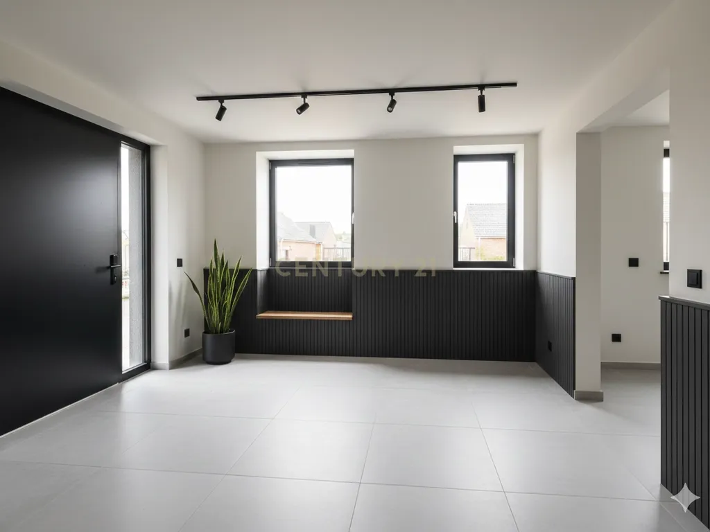 - Image 3