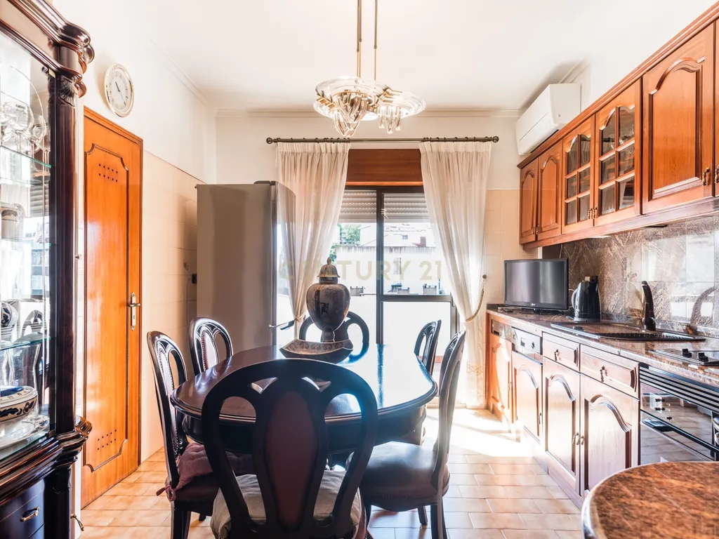 Apartamento T0, com Terraço, Agualva Cacém - Image 13