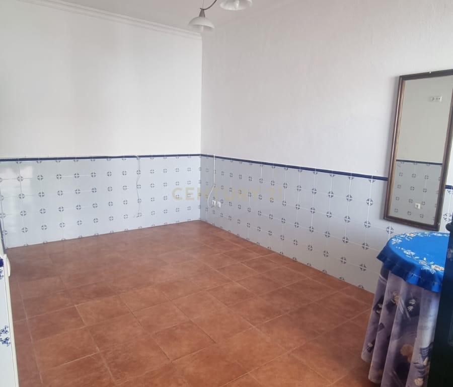 Moradia T2 em Montoito bom estado de conservação pronta habitar - Image 3