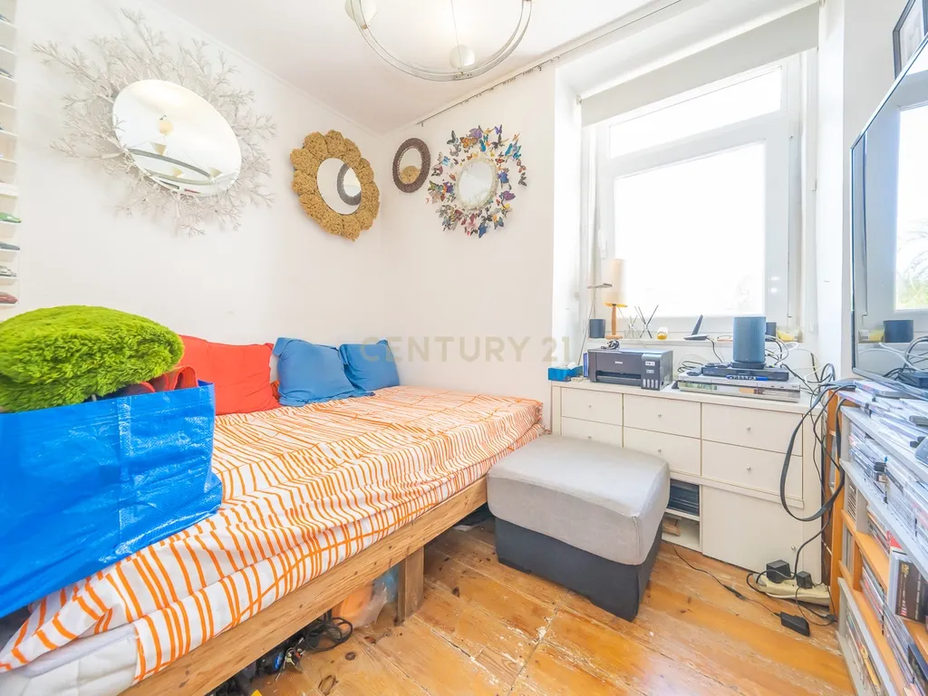 Apartamento com charme em Setúbal com uma vista soberba para o rio e terraço - Image 17