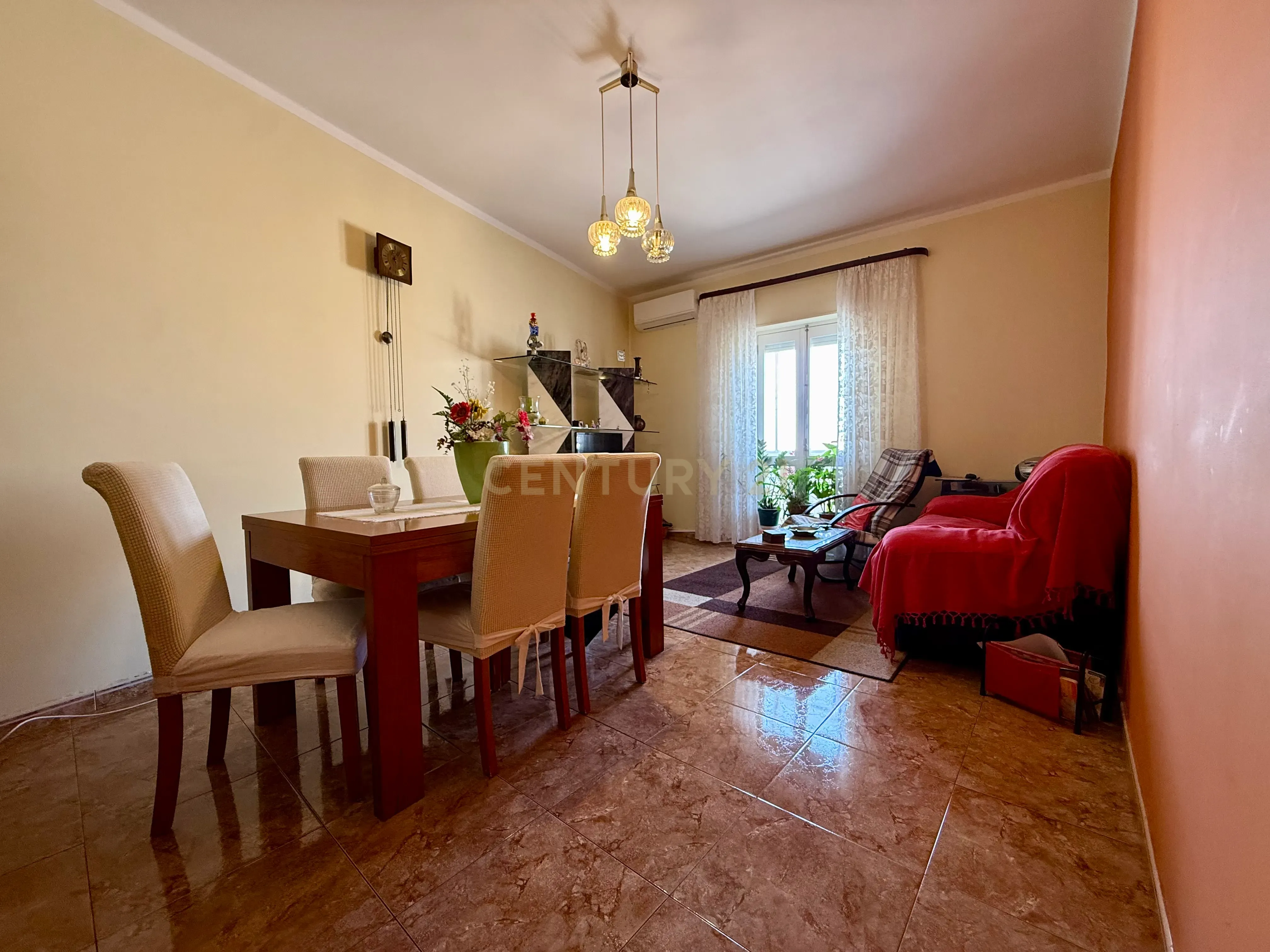 Fotografia 9 de Apartamento T3 com Terraço e Varanda em Olhão