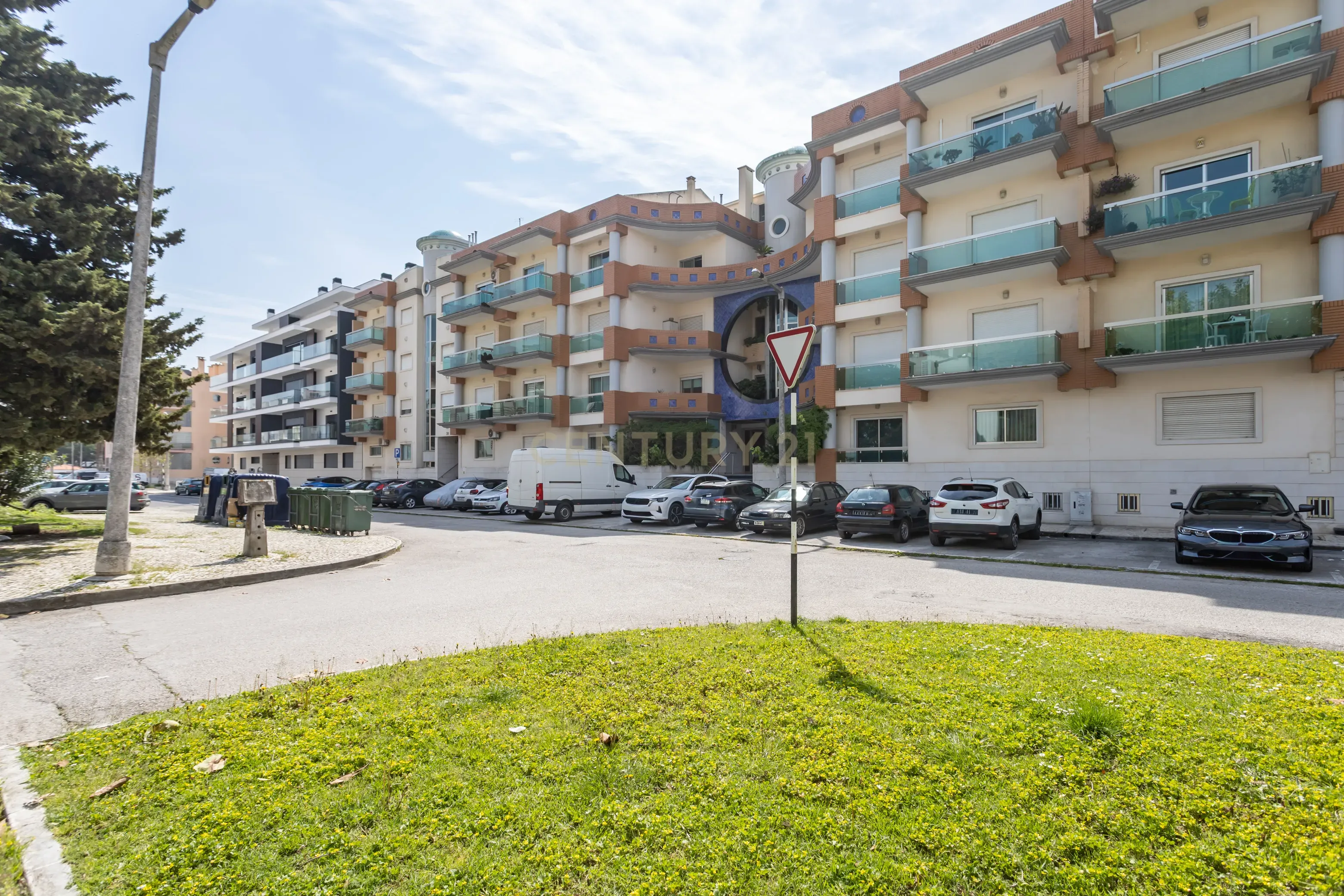 Fotografia 5 de Apartamento Duplex em Santo António da Caparica com 6 assoalhadas