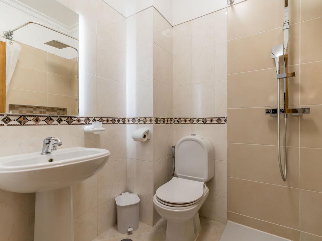 Apartamento T2, em Almancil com Garagem. - Image 9