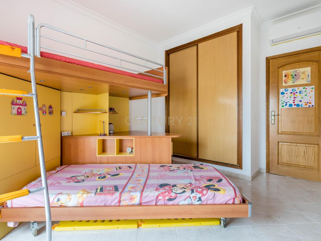 Apartamento T2, em Almancil com Garagem. - Image 7