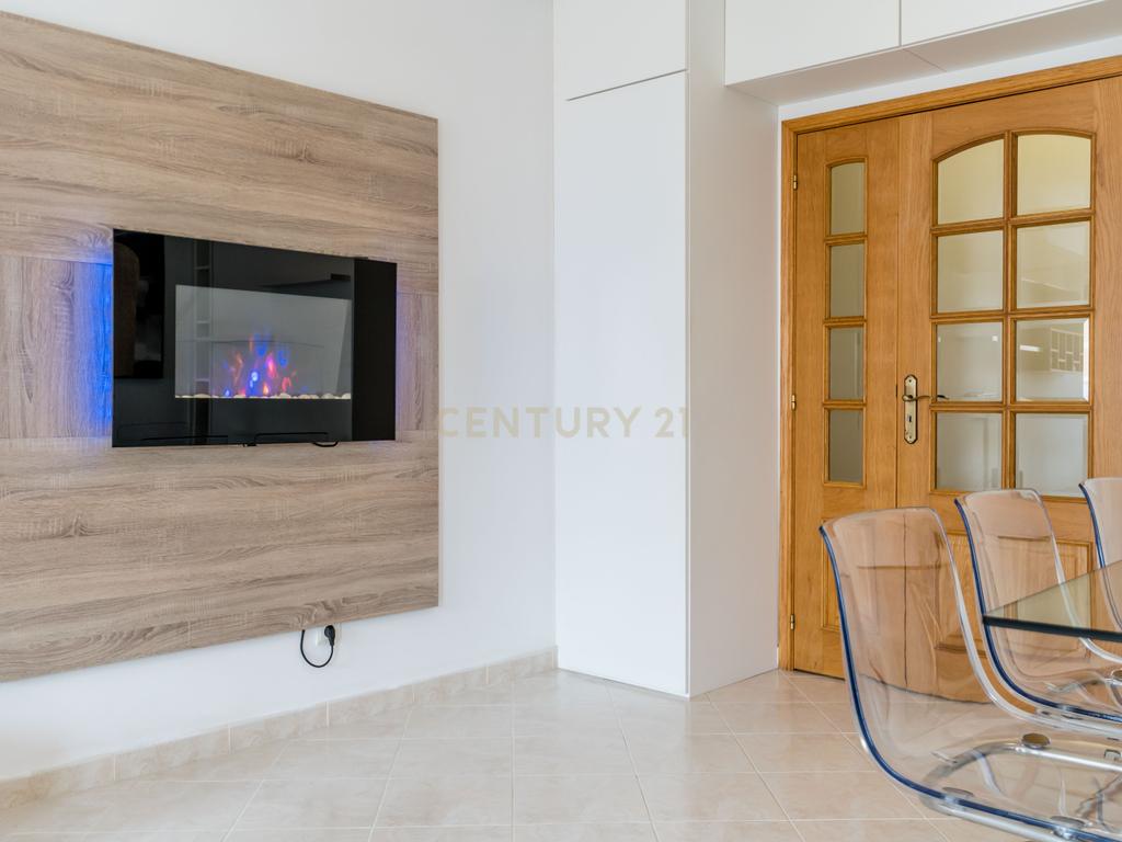 Apartamento T2, em Almancil com Garagem. - Image 13