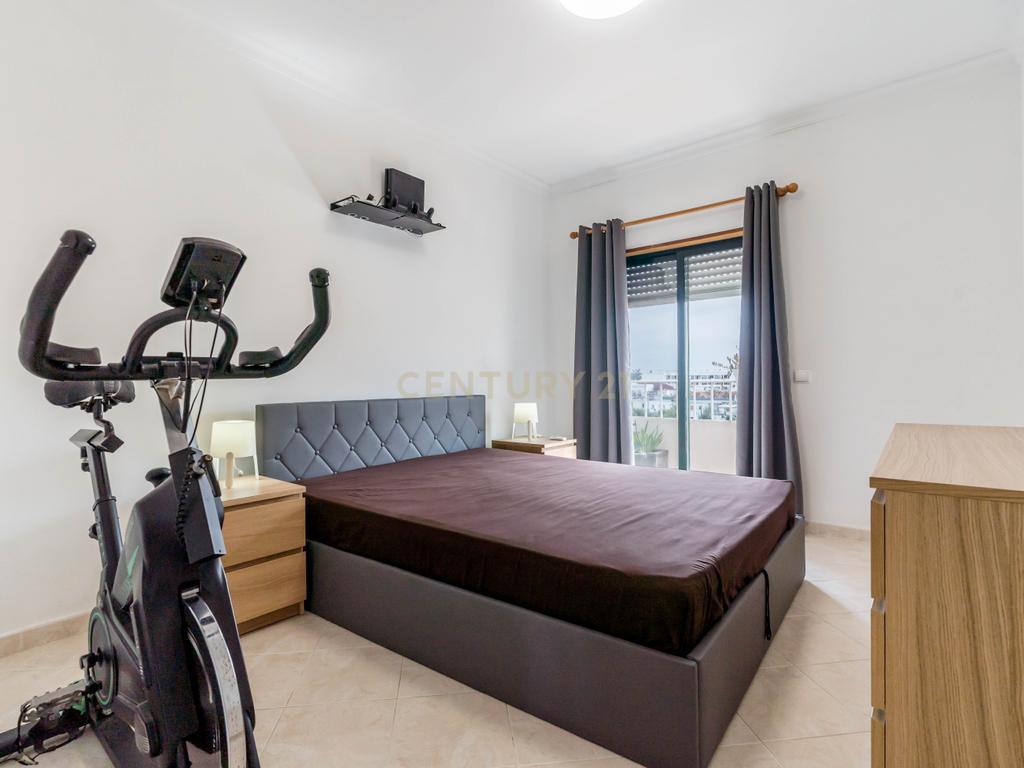 Apartamento T2, em Almancil com Garagem. - Image 5