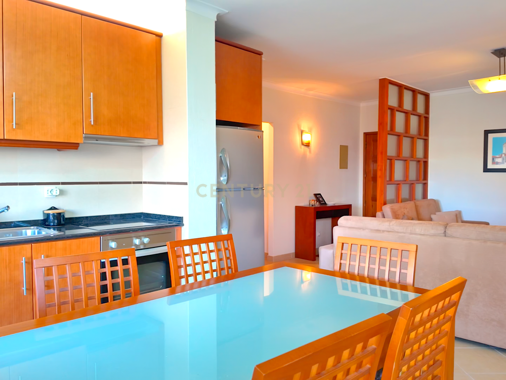 T1 com terraço privado a 350 metros do areal da praia da Rocha - Image 9