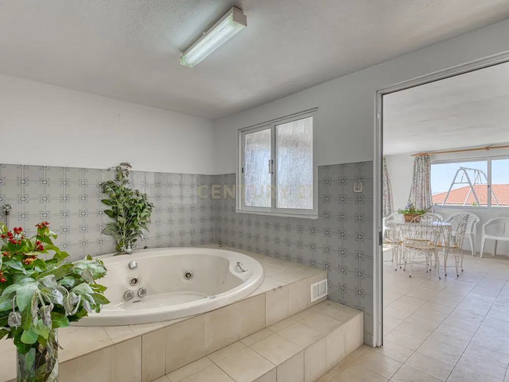 Fabulosa Moradia T6 Independente em Santo Ovídio, na zona nobre de Vila Nova de Gaia! - Image 37