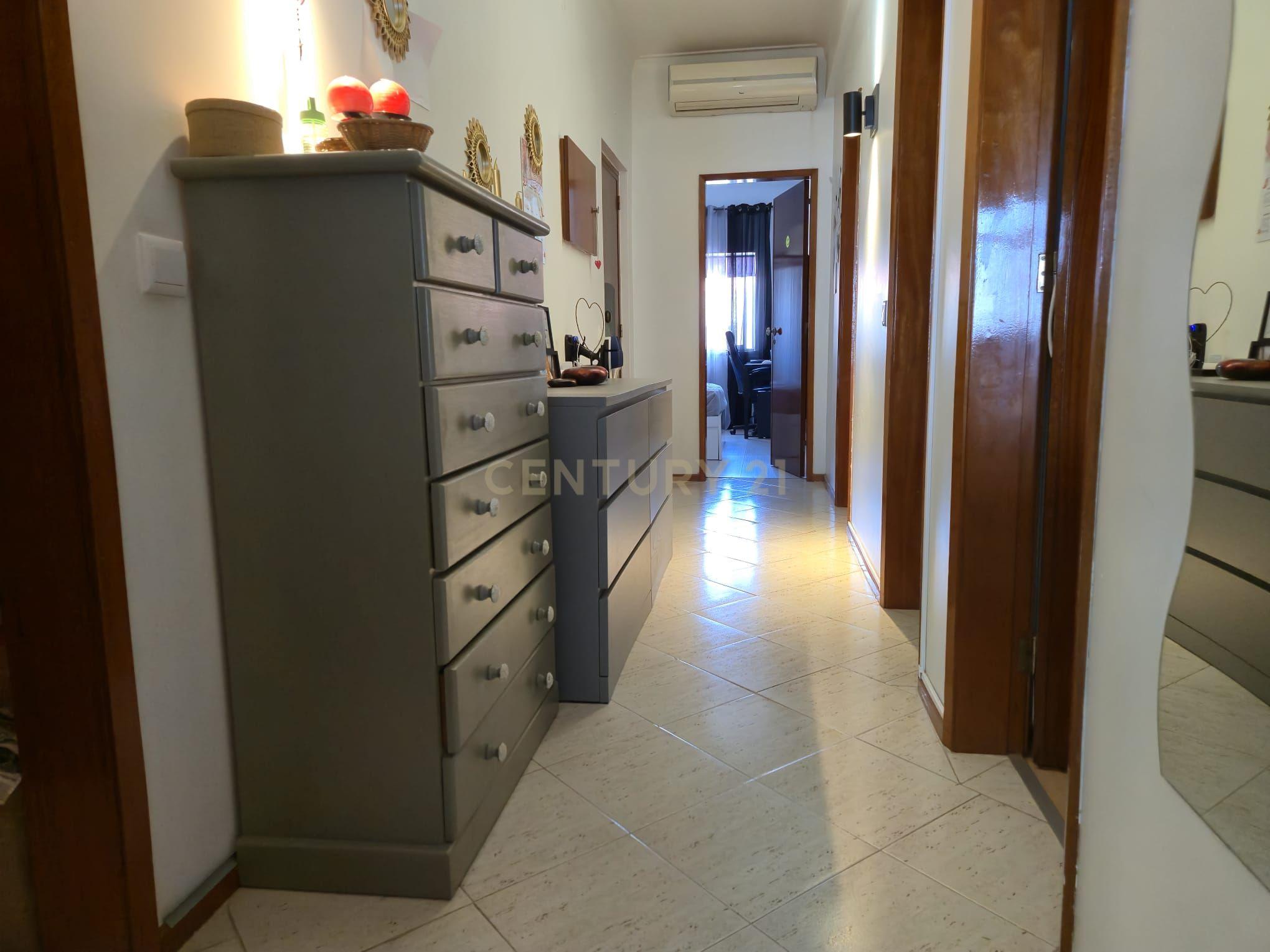 Apartamento T2 Centro de Samora Correia - Image 3