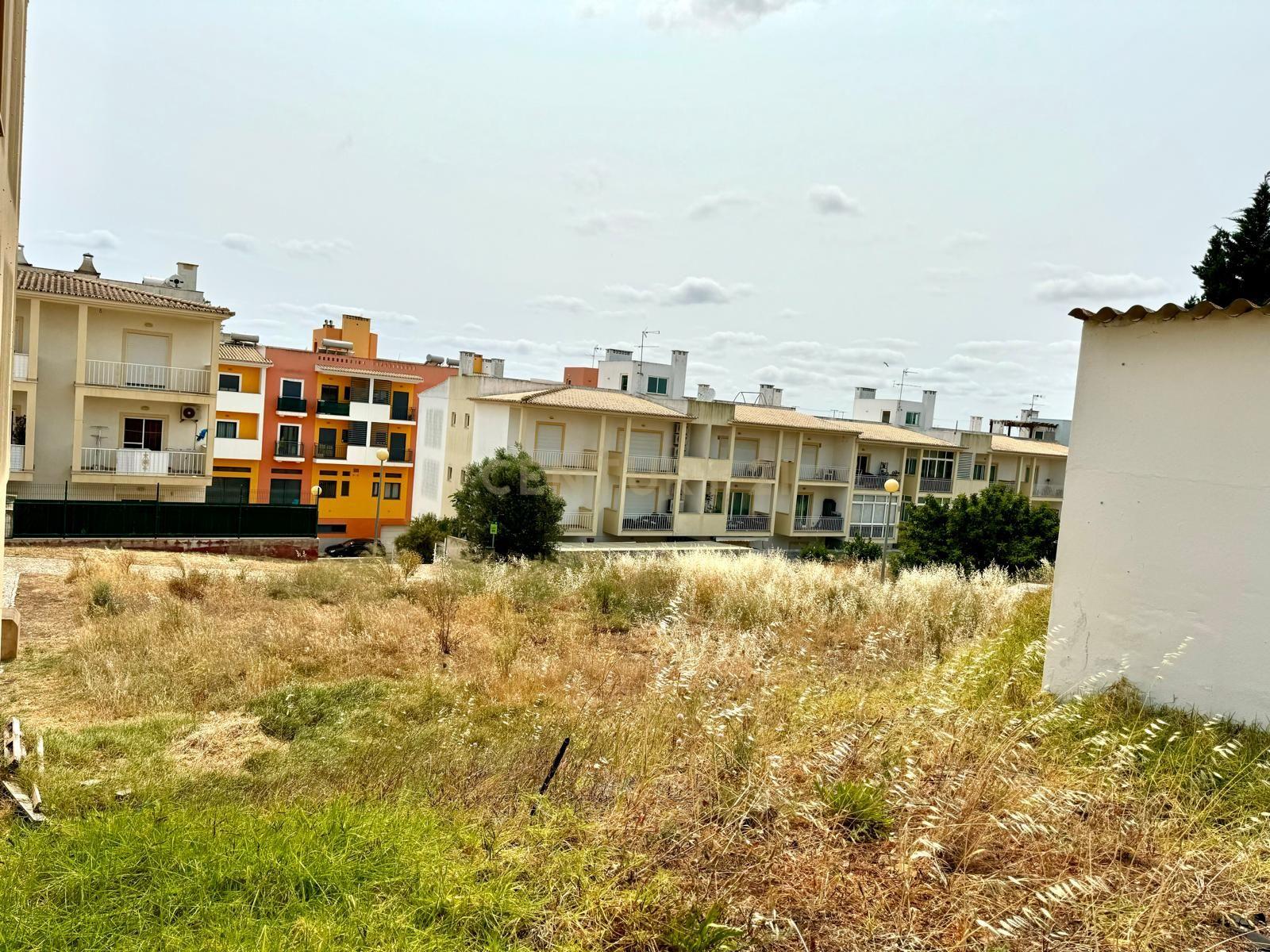 Fotografia 9 de Terreno Urbano para Construção.