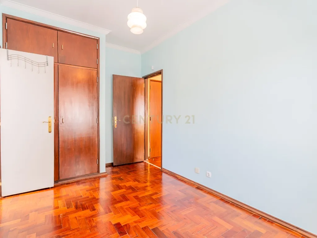 Moradia T4 com jardim no Bairro do Rosário, Cascais - Image 21