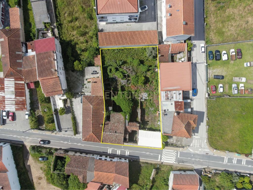 Oportunidade de Investimento | Moradia para recuperar - Image 30