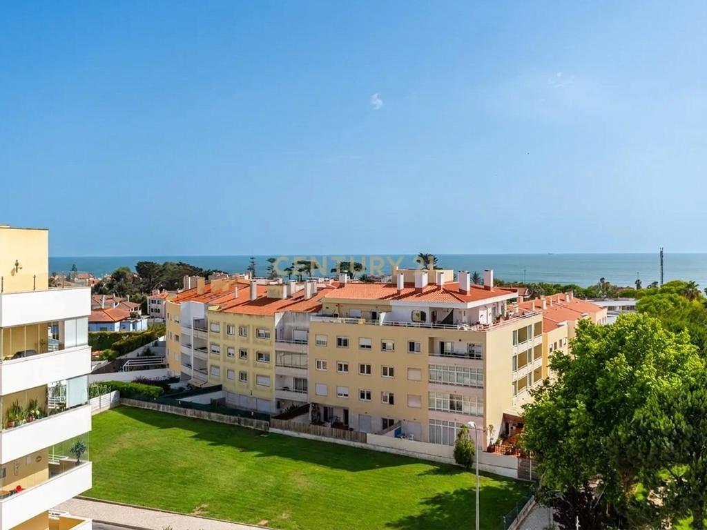 Penthouse T3 + Sótão (2 divisões) com Vista Mar, nos Jardins da Parede - Image 1