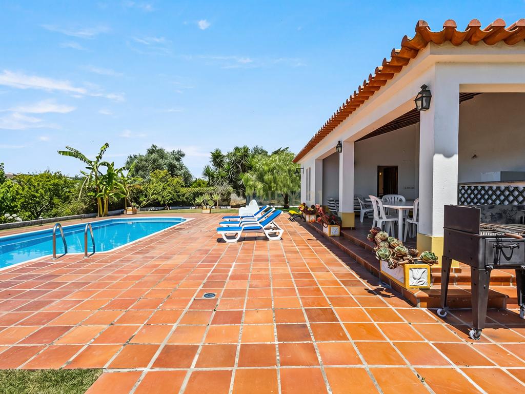 Moradia T5 com Piscina em Lourinhã - Image 37