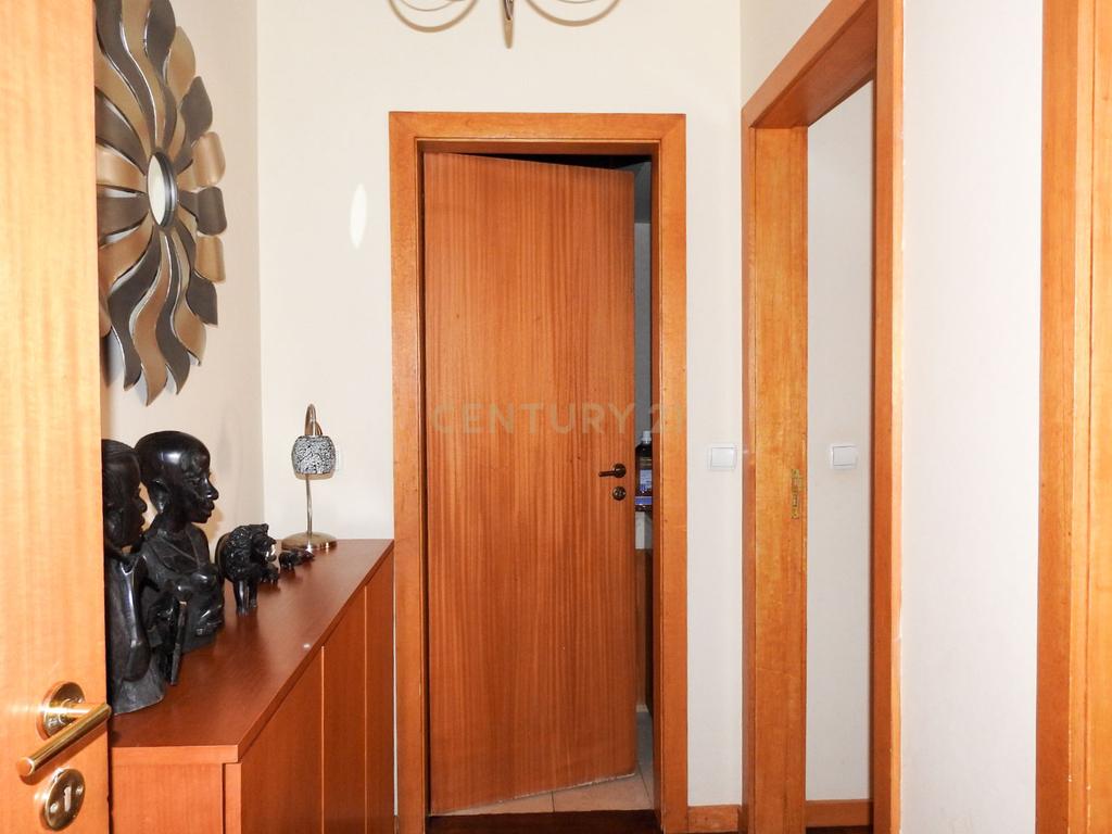 Apartamento T2 em Gondomar com Elevador e lugar de Garagem - 90m² - Image 16