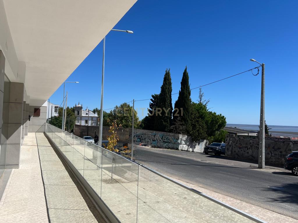 T2 NOVO em fase final de construção com vista rio | Iria Rio Residence — Santa Iria de Azoia | Ref.ª 2D - Image 4