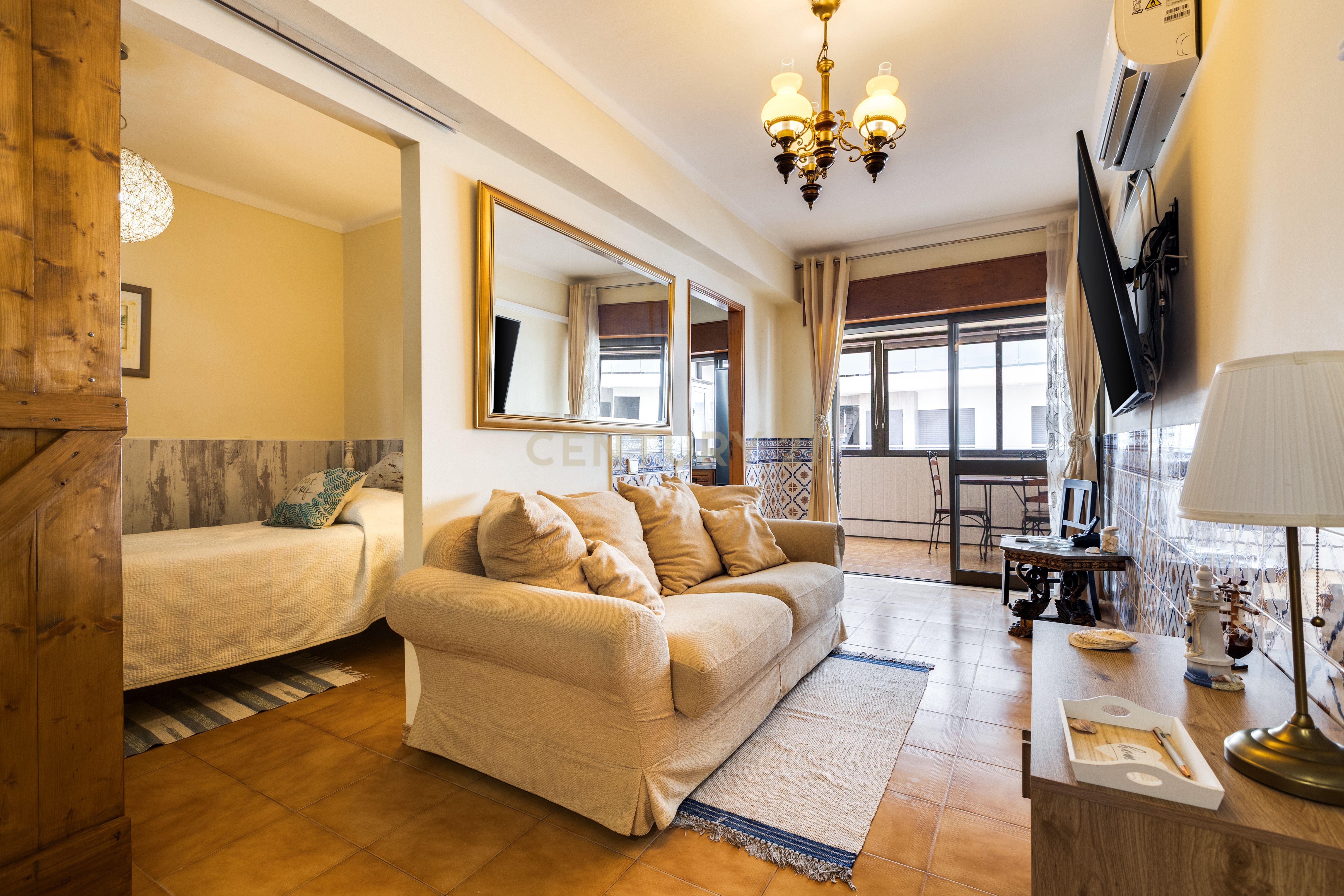 Fotografia 5 de Apartamento T1+1 à Venda em Quarteira