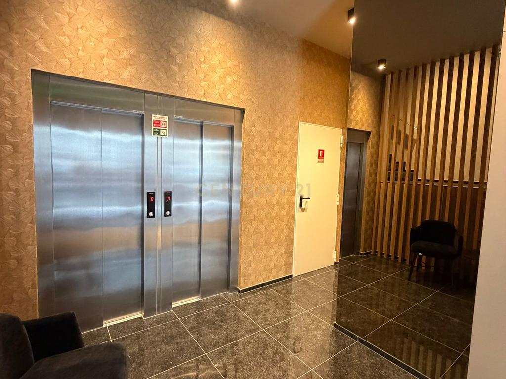 T1 arrendamento Avenida Visconde Valmor - Image 2