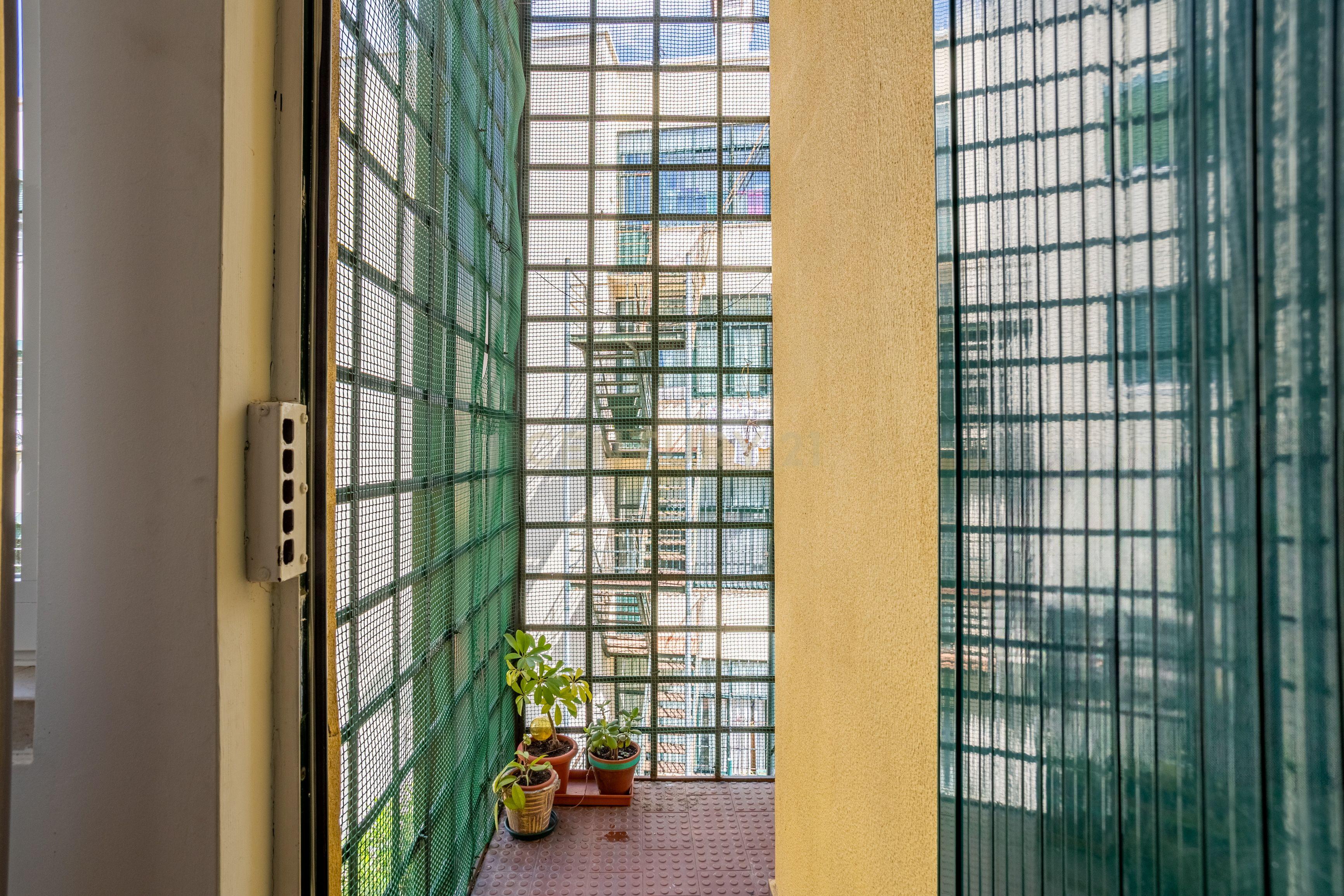 Apartamento T2+1 para venda - Campo Pequeno - Image 24