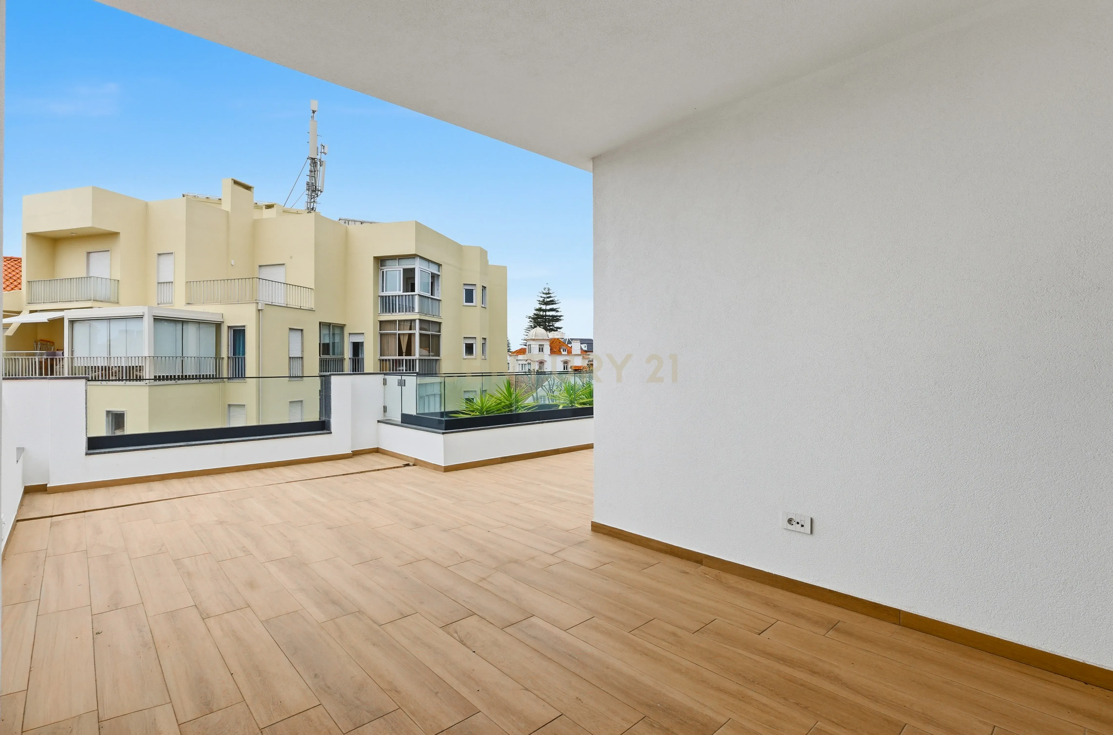 Fotografia 9 de Penthouse T3 Nova com Terraço e Vista Mar | Aqua Vista (200m da praia)