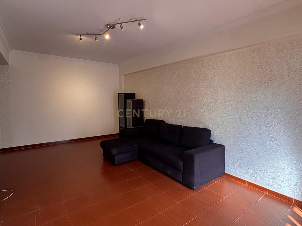 Apartamento T2 à venda na Agualva-Cacém - Image 4