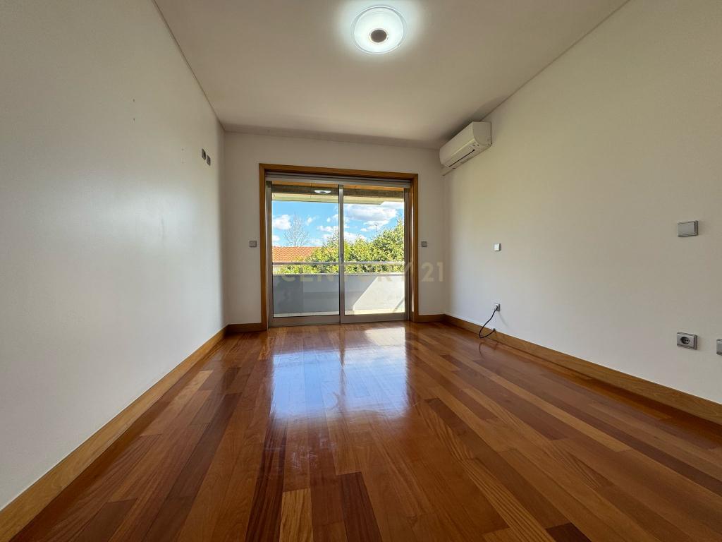T3 duplex em Valongo - Image 23