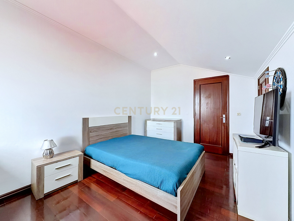 🏡 MORADIA T4 COM LICENÇA DE ALOJAMENTO LOCAL, PISCINA E ENORME POTENCIAL DE RENTABILIZAÇÃO - Image 30