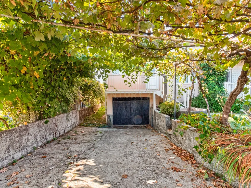 MORADIA T3 EM ESPINHO - BRAGA | 800 M² DE TERRENO | JARDIM | VISTA PANORÂMICA - Image 15