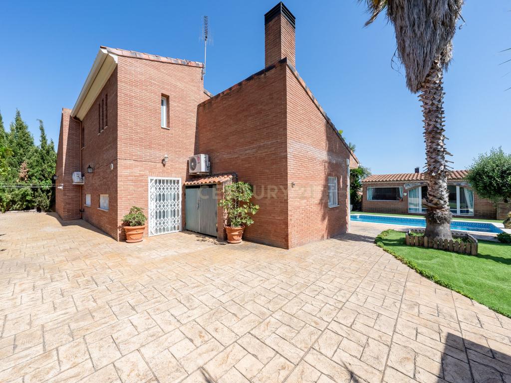 Moradia com apartamento anexo e piscina em “Els Pallaresos” - Image 68