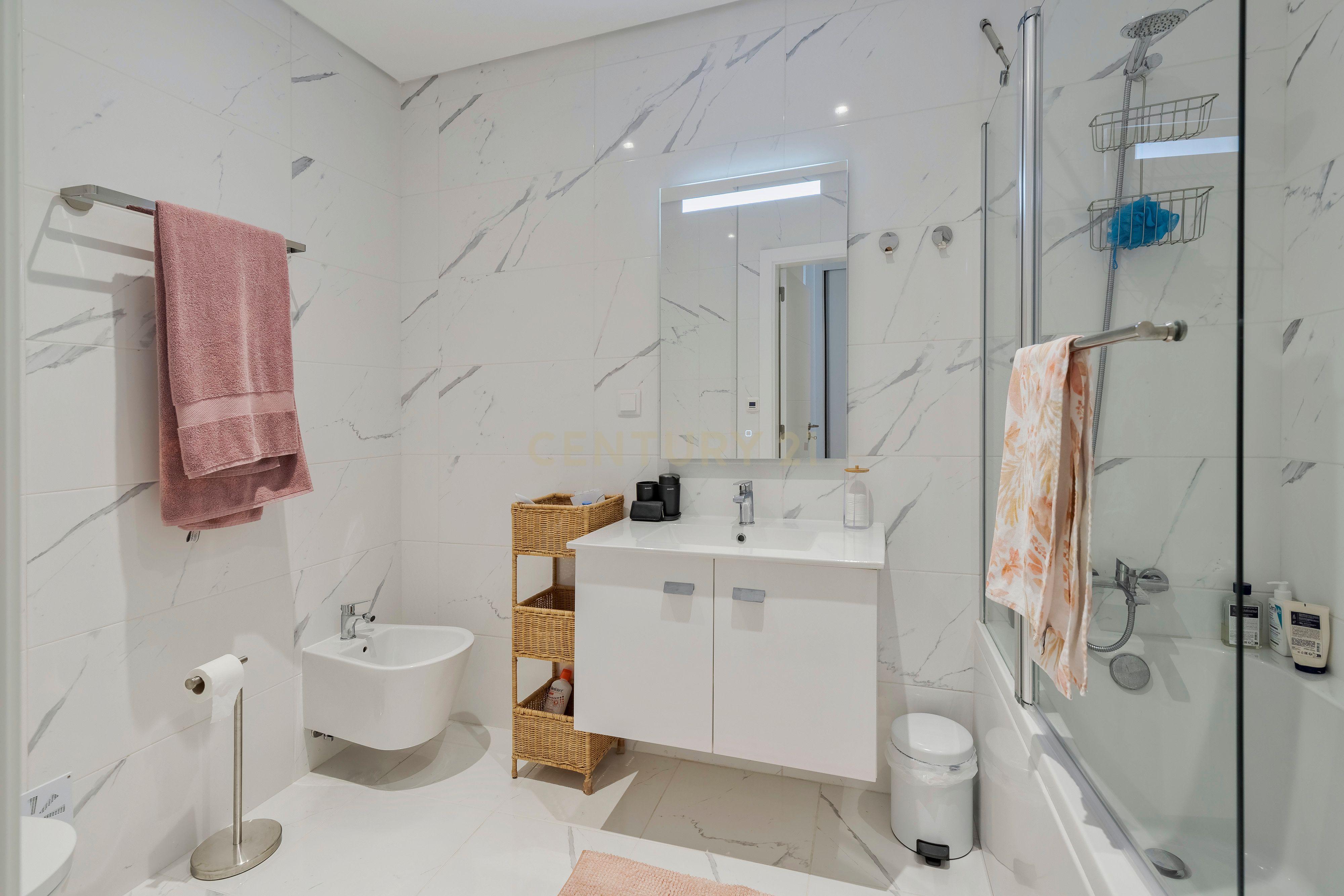 Apartamento T3 com estilo para arrendar no coração de Setúbal - Central, Moderno e Totalmente Equipado! - Image 19