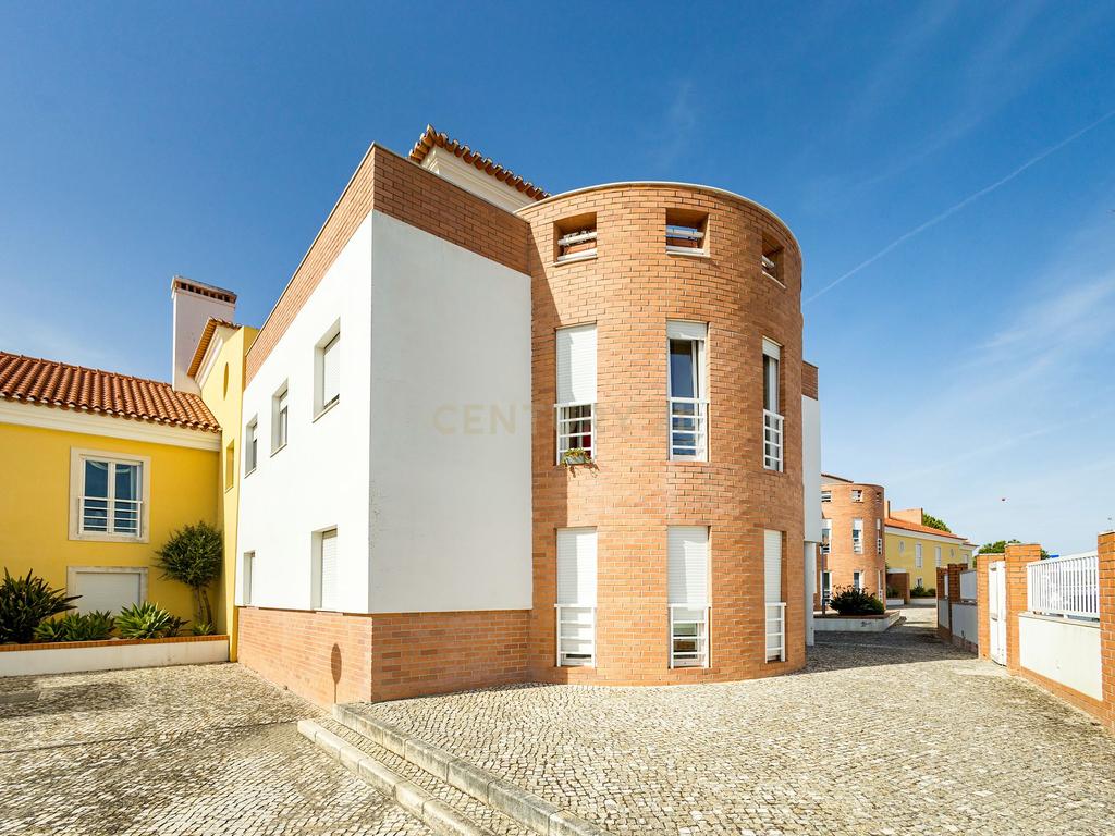 Apartamento T2 mobilado | Condomínio com Piscina - Image 30