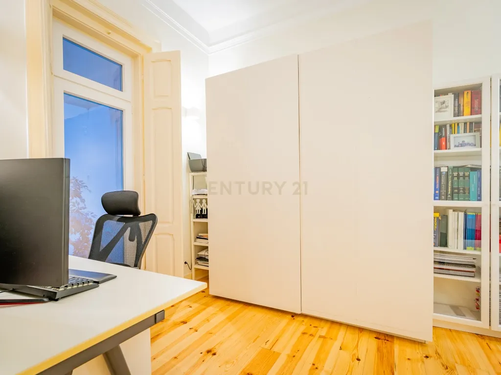 Apartamento T5 de Charme com Jardim Privativo nas Avenidas Novas | Avenida 5 de Outubro, Lisboa - Image 50