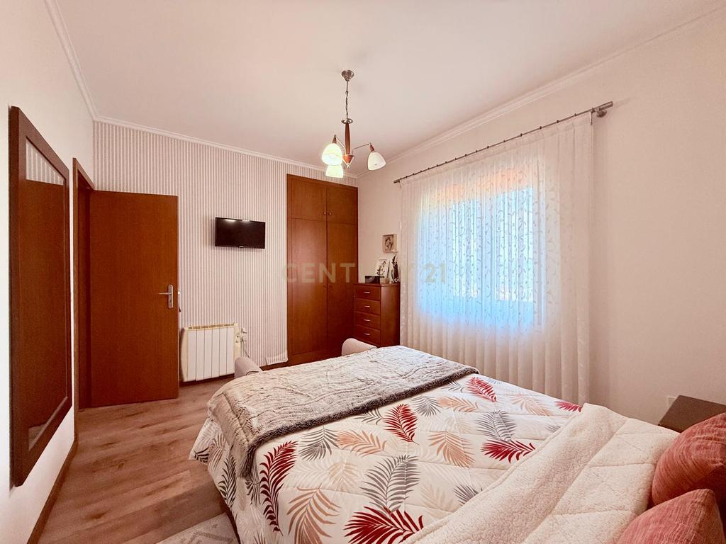 Moradia T6 Mesão Frio, Guimarães - Image 50