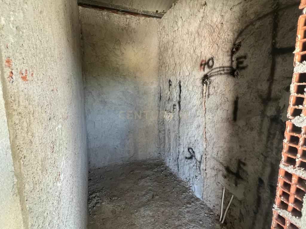 Moradia Para Reconstrução | Estrada de Viavai Penela - Image 10