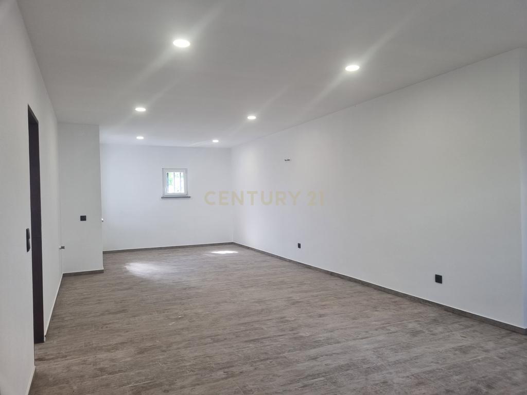 Moradia T2+1 Nova com garagem - Image 24