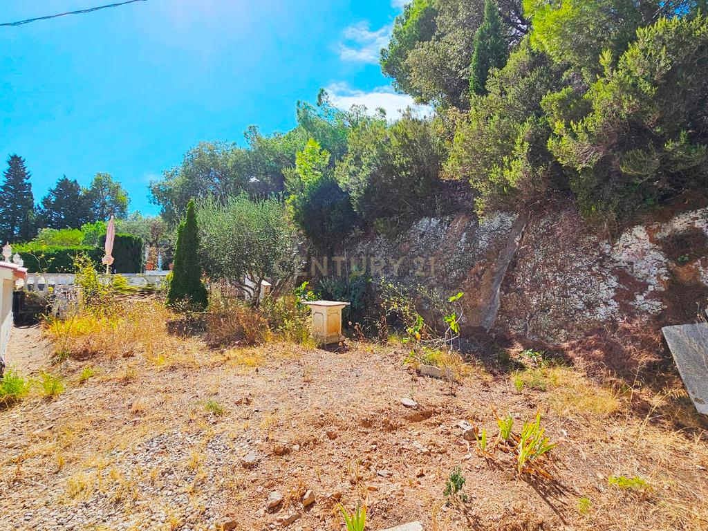 Cobertura com terraço, jardim e piscina privada com vista para o mar em Llançà - Image 62
