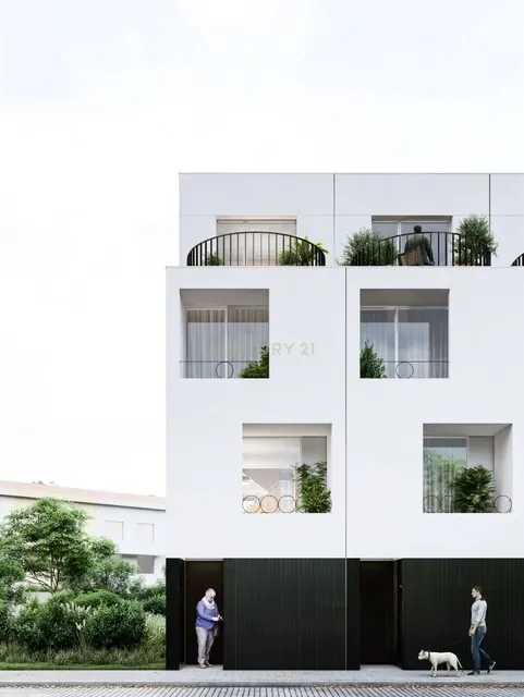 Terreno de construção com projeto aprovado em Pedroso, Vila Nova de Gaia, Porto - Image 2