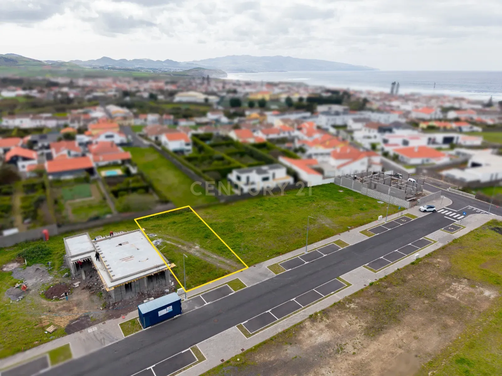 Fotografia 4 de 🏡 Moradia T3 com Piscina e Garagem | Projeto “Chave na Mão” – Ribeira Grande