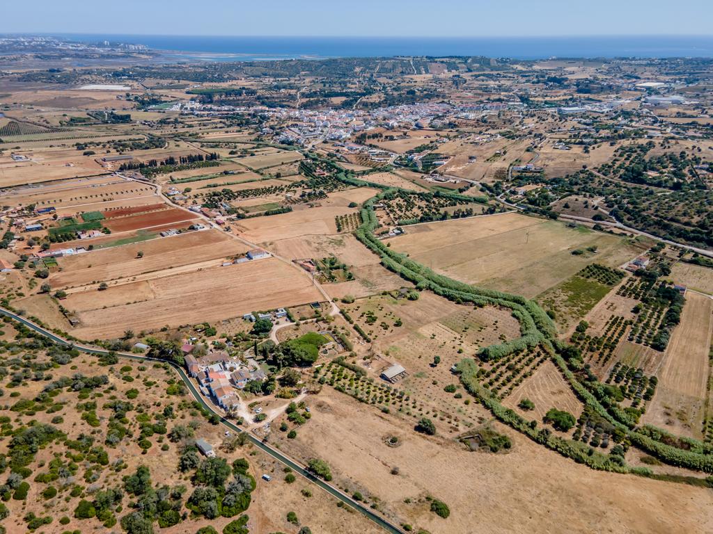 Quinta com 38960 m2 em Odiáxere - Image 29