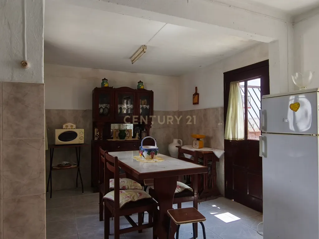 Moradia T4 em Torres Vedras em lote de 625m2 - Image 23