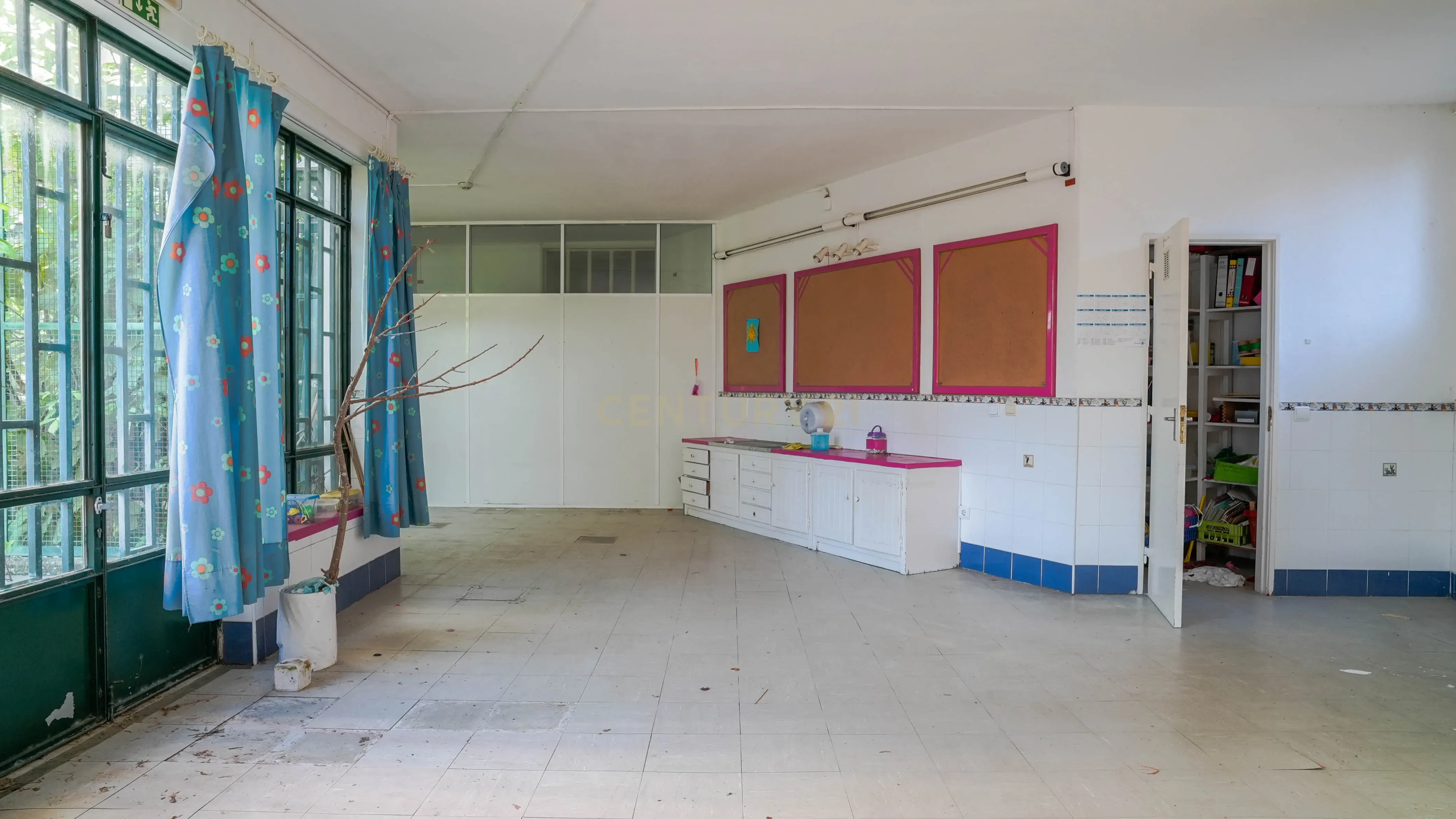 Espaço Versátil com Localização Privilegiada - Image 20