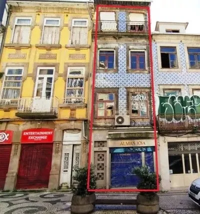 Edifício para Recuperação no Coração do Porto - Image 3