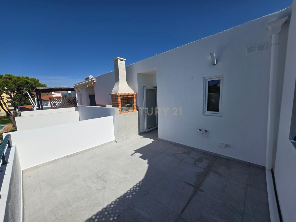 Luxuoso Duplex T2+1 na Urb. Vilaflor, Vilamoura *Renovado* - Image 18
