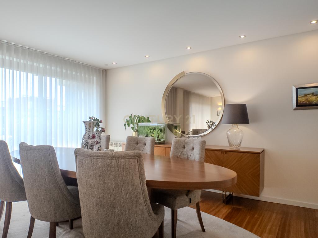 Apartamento T3 com Terraço, Varanda, Garagem | Último andar em Paranhos, Porto - Image 32