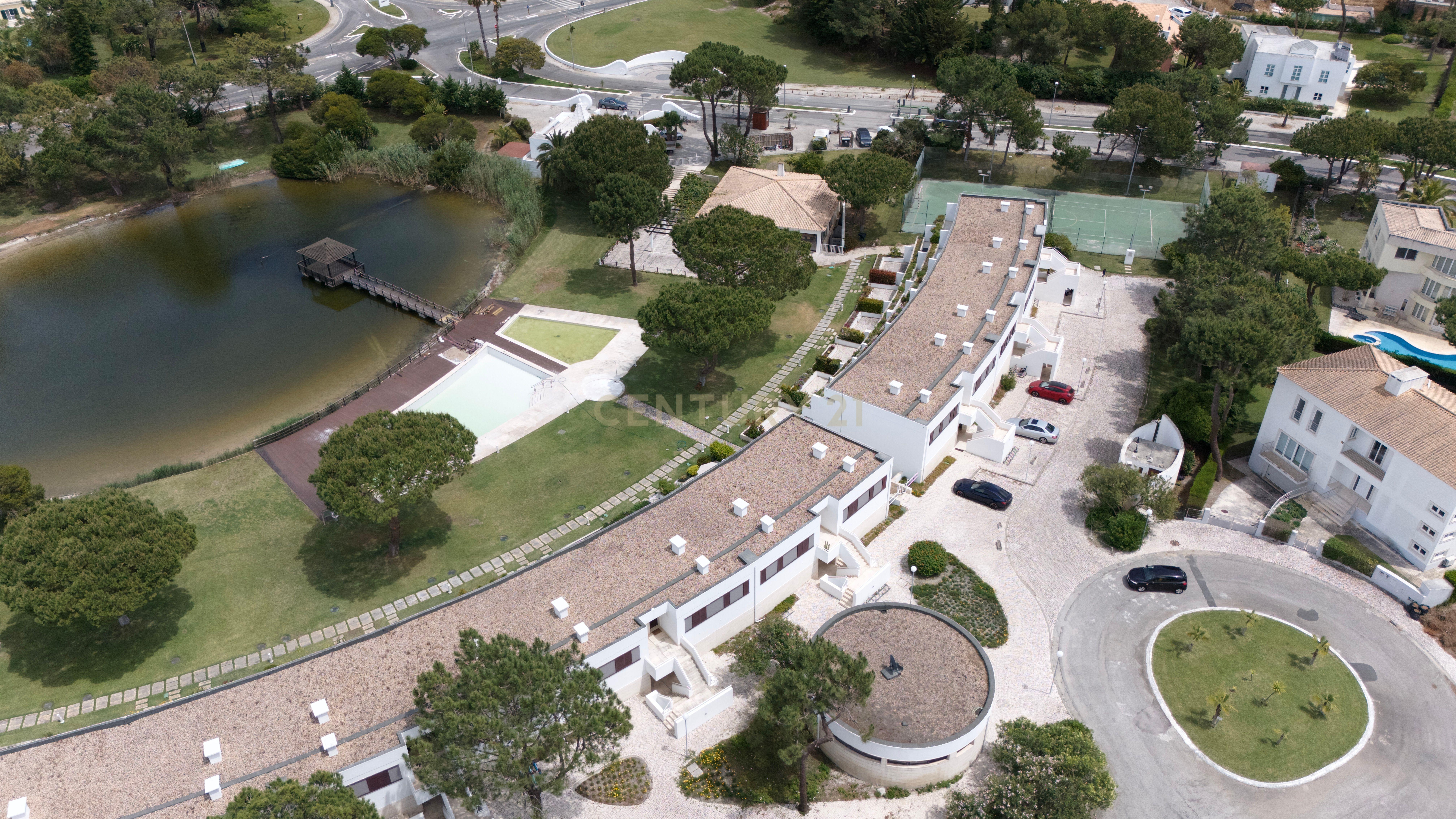 Fotografia 4 de Apartamento T1+1 com terraco privativo no Empreendimento do Lago - Soltroia