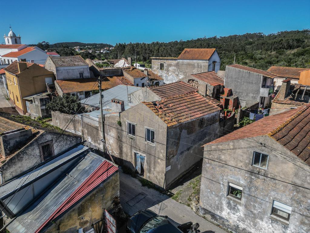 Moradia para reabilitar em Lares, Vila Verde, Figueira da Foz - Image 10