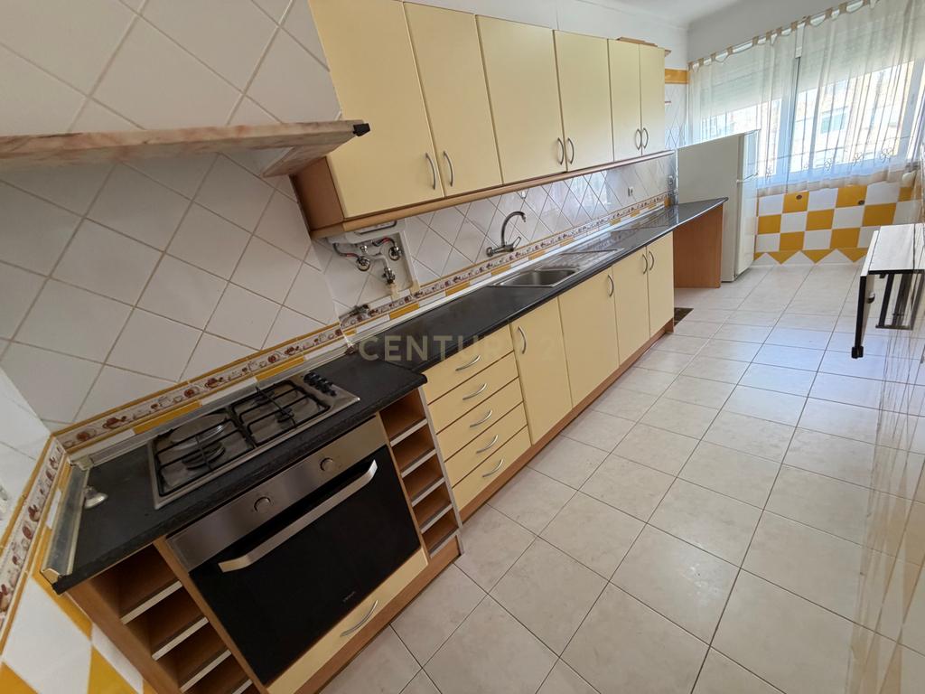 Apartamento T2 em Barreiro - Image 1