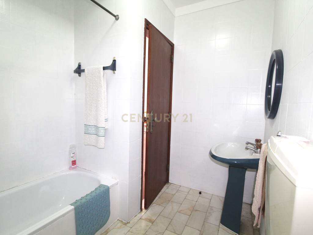 Apartamento cheio de Luz e Próximo da Praia - Image 11